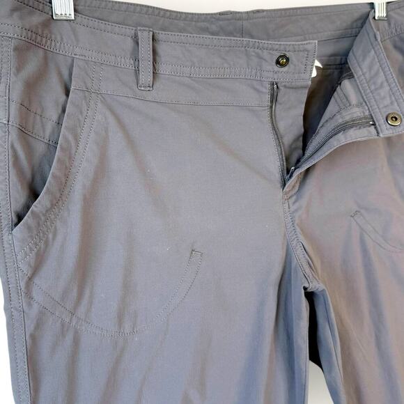 Eddie Bauer Travex Cargo Capri Active Pants Mid Rise Drawcord Hem Size 14 Gray - Picture 8 of 16
